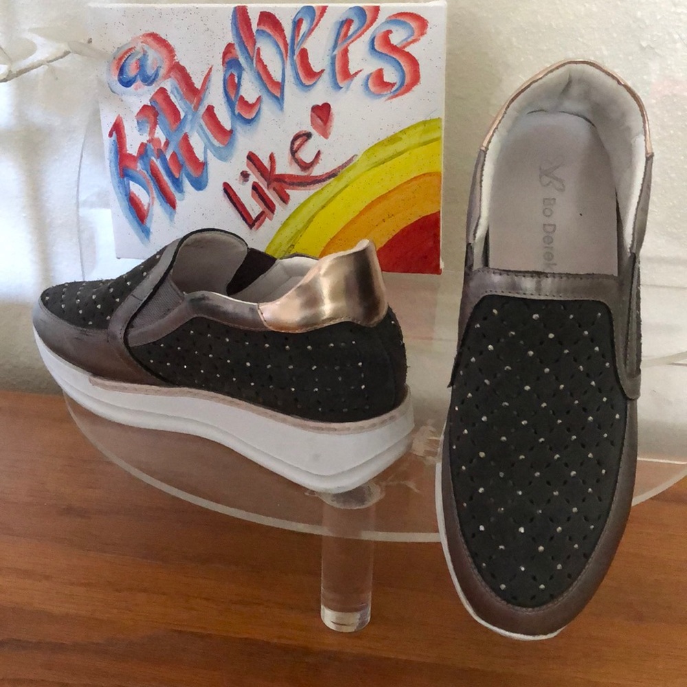Bo Derek sportive dress shoes